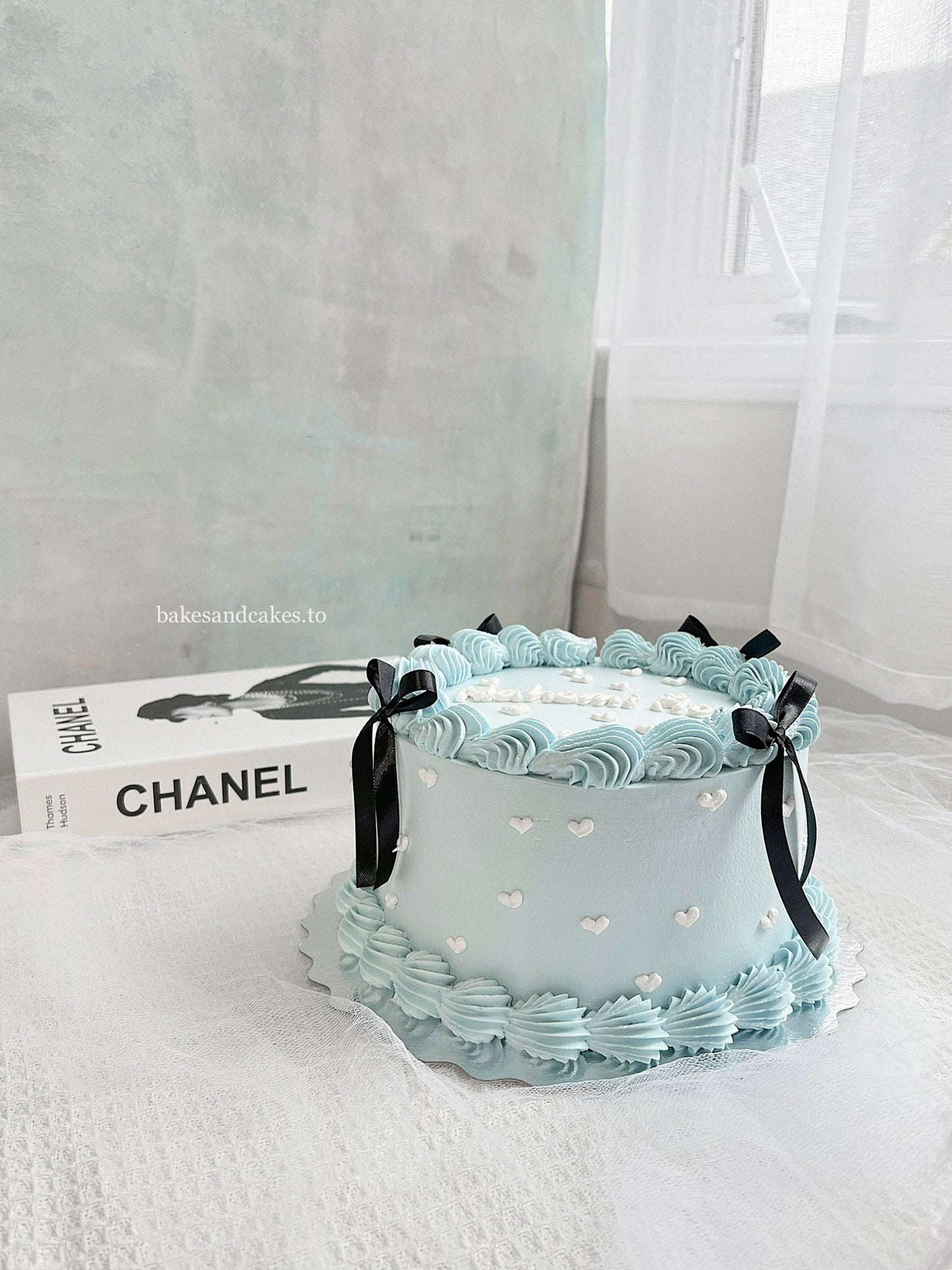 Black Ribbon Cake with Hearts (Blue)