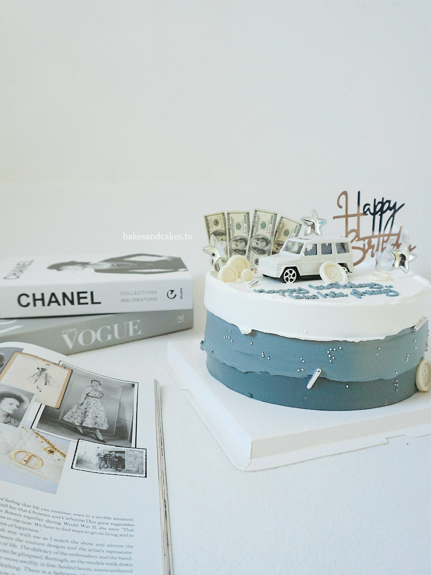 Money Cake (White)